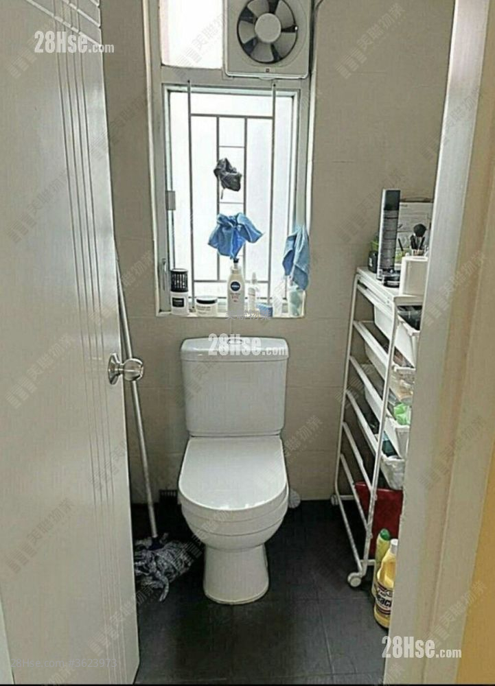 叠茵庭 售盘 2 房 381 平方尺 ( 35.4 平方米 ) 叠茵庭 售盘 2 房 381 平方尺 ( 35.4 平方米 )