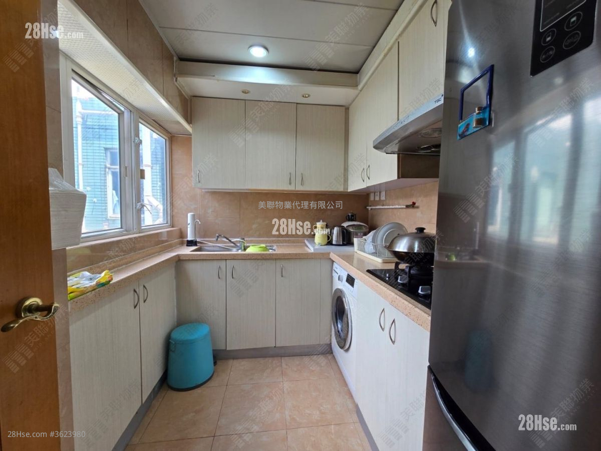 海逸豪园 售盘 2 房 592 平方尺 ( 55.0 平方米 ) 海逸豪园 售盘 2 房 592 平方尺 ( 55.0 平方米 )