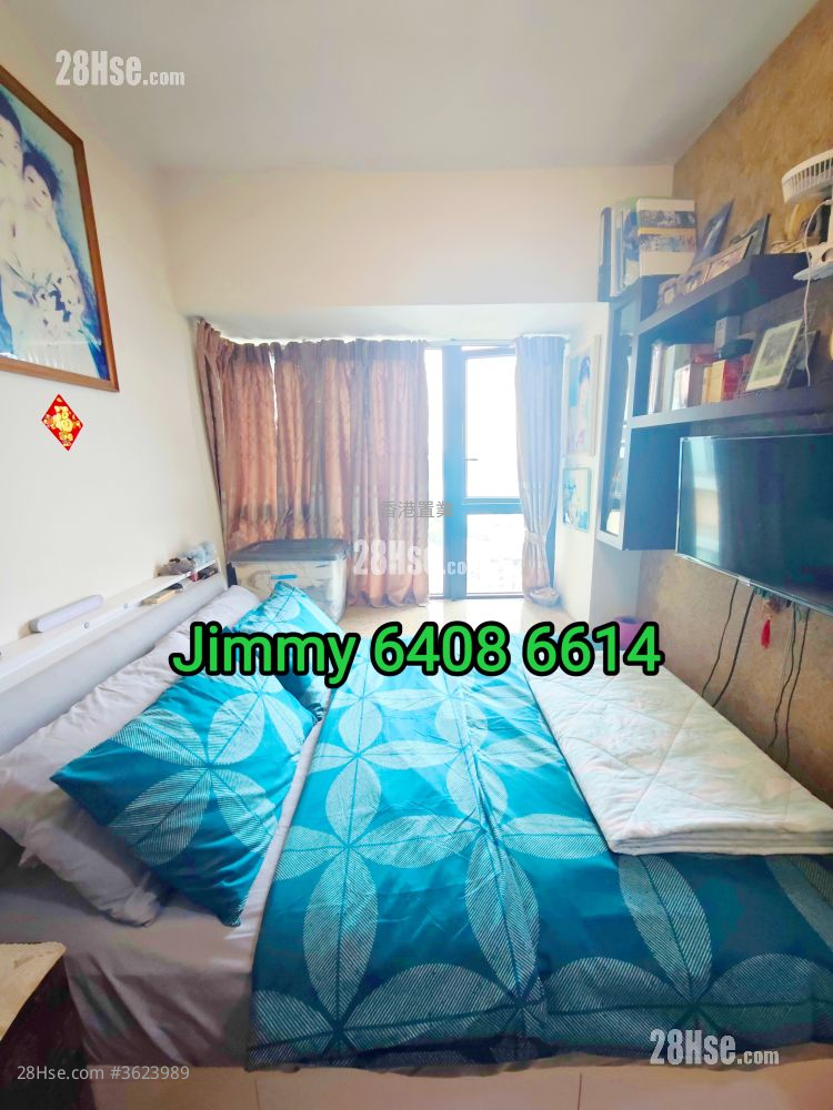 Park Island Sell 3 Bedrooms , 2 Bathrooms 709 ft² ( 65.9 m² ) Park Island Sell 3 Bedrooms , 2 Bathrooms 709 ft² ( 65.9 m² )