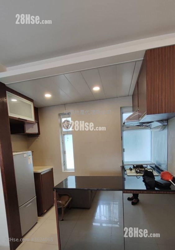 好运中心 售盘 2 房 427 平方尺 ( 39.7 平方米 ) 好运中心 售盘 2 房 427 平方尺 ( 39.7 平方米 )