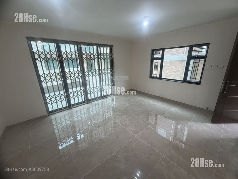 屏山 租盘 3 房 , 1 浴室 700 平方尺 ( 65.0 平方米 )