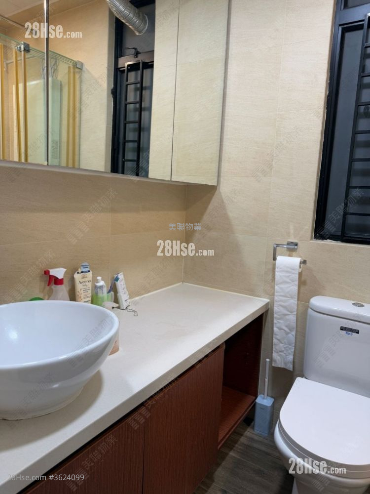 新城市广场 售盘 3 房 640 平方尺 ( 59.5 平方米 ) 新城市广场 售盘 3 房 640 平方尺 ( 59.5 平方米 )