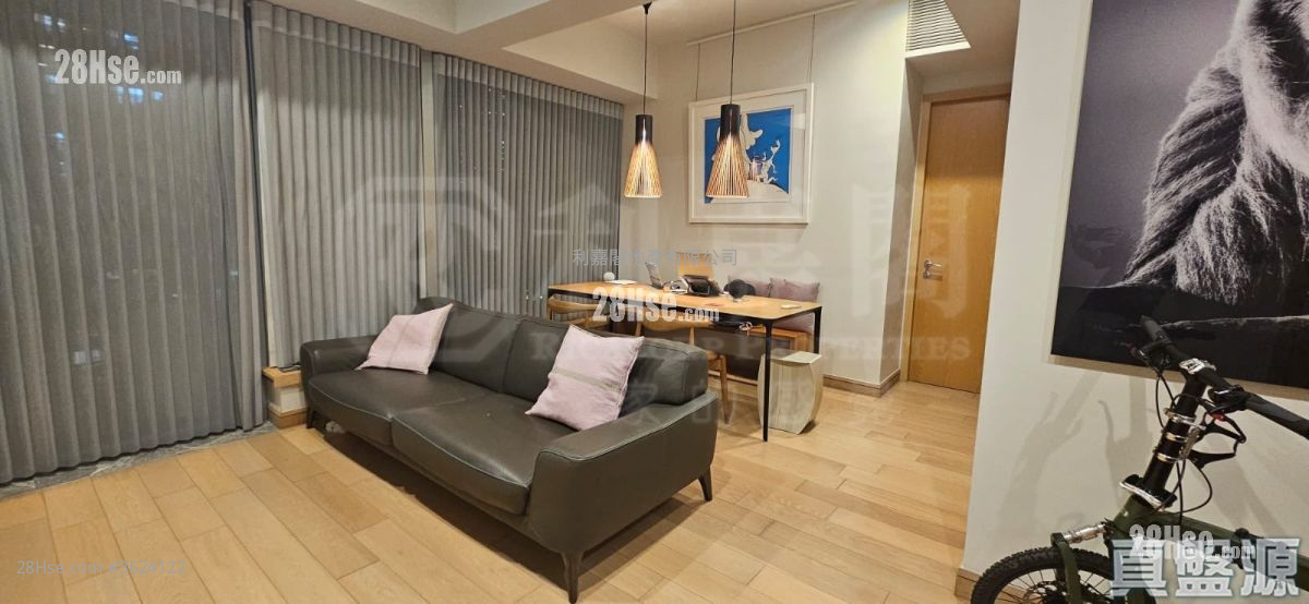 The Parkside 售盘 2 房 , 2 浴室 694 平方尺 ( 64.5 平方米 ) The Parkside 售盘 2 房 , 2 浴室 694 平方尺 ( 64.5 平方米 )