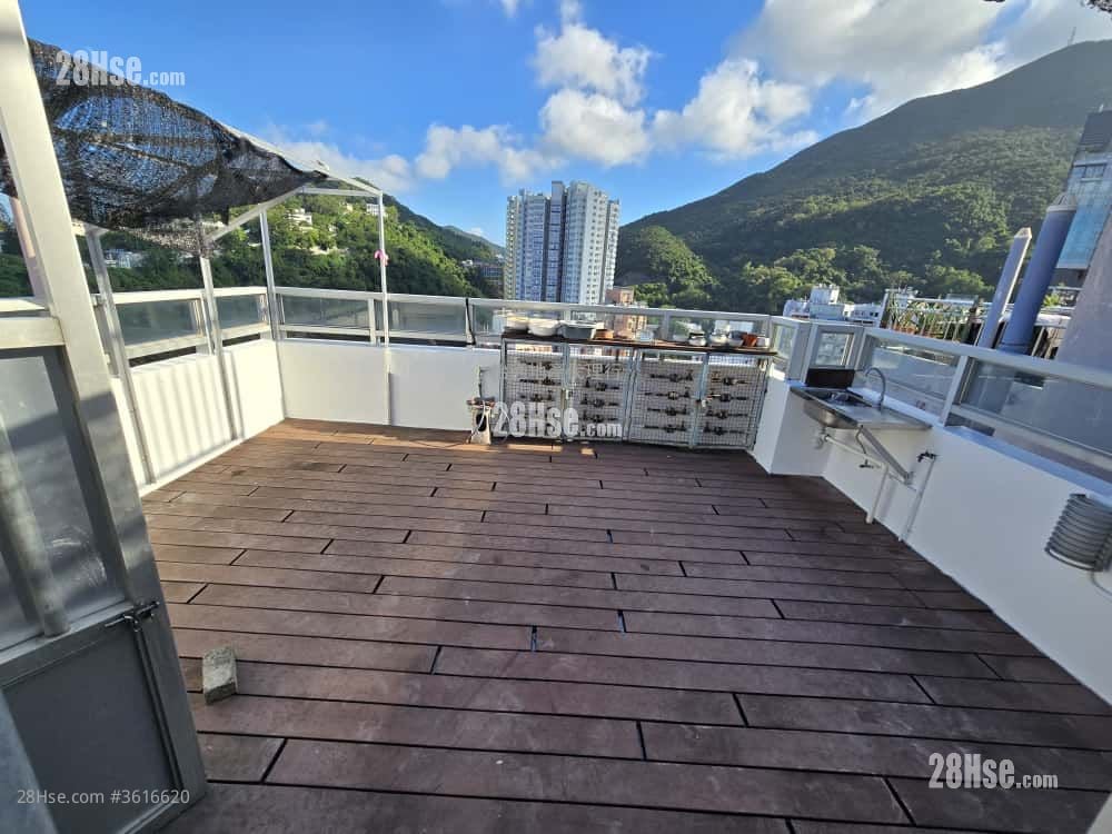 King Fai Building Sell 2 Bedrooms , 2 Bathrooms 299 ft² ( 27.8 m² )