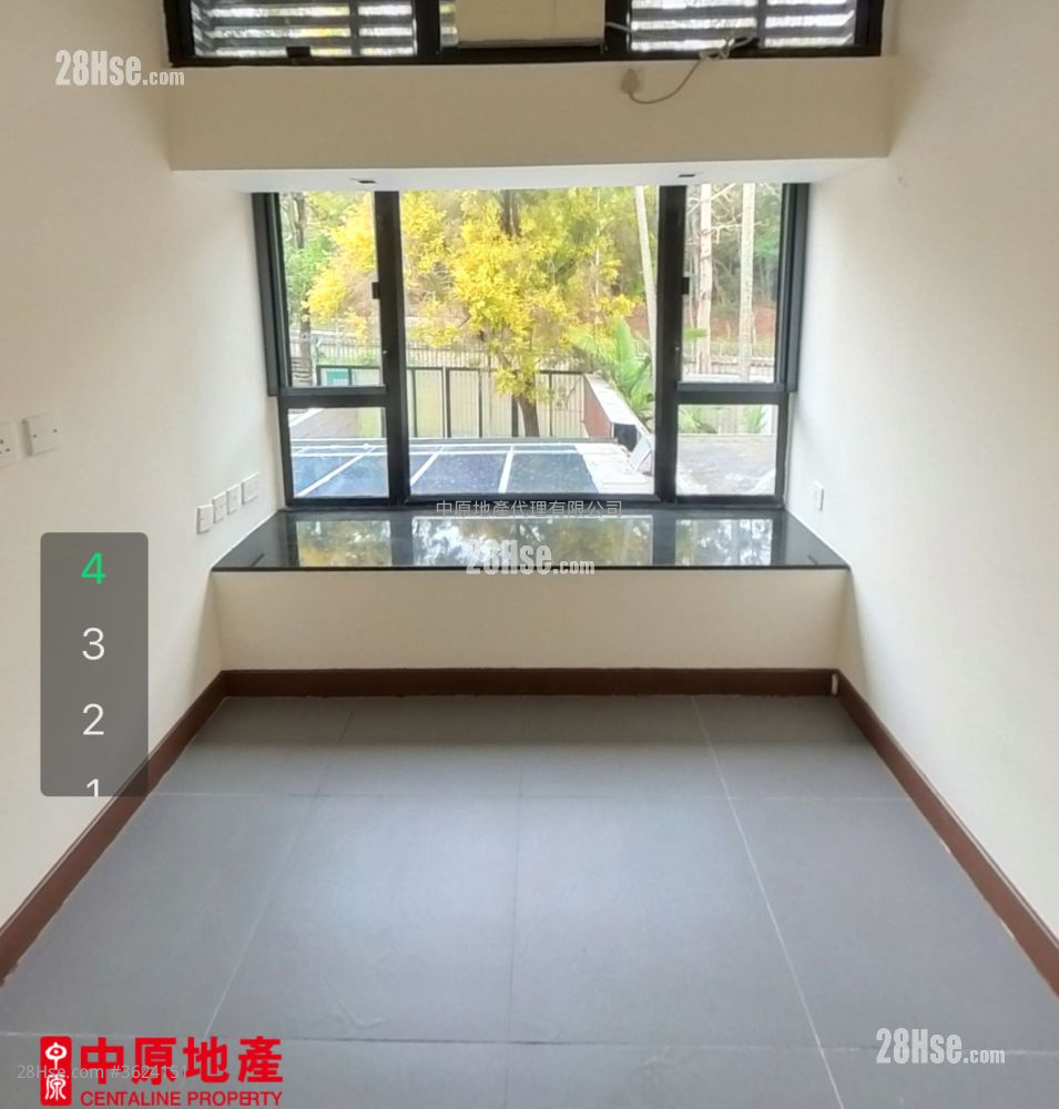 雅景花园 售盘 3 房 1,090 平方尺 ( 101.3 平方米 ) 雅景花园 售盘 3 房 1,090 平方尺 ( 101.3 平方米 )