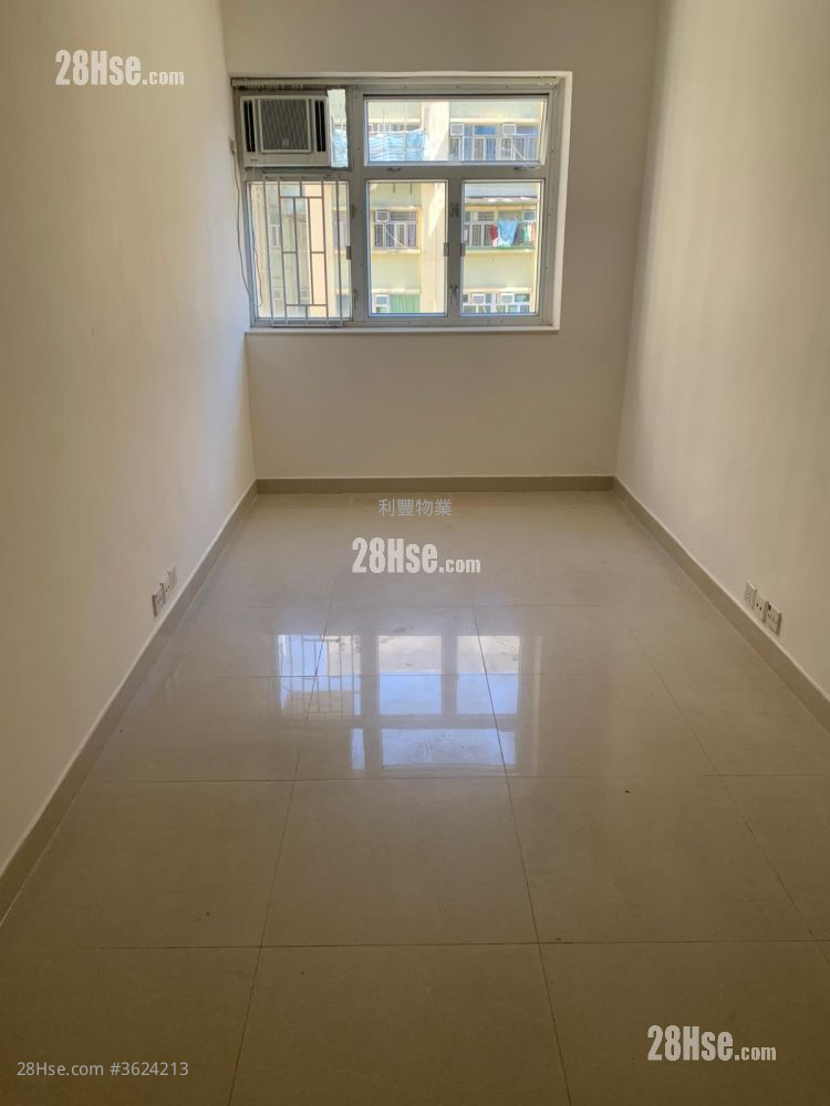 Tai On Building Rental 140 ft² ( 13.0 m² )