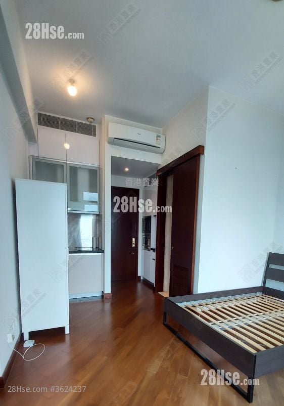 Park Summit Rental Studio , 1 Bathroom 280 ft² ( 26.0 m² )