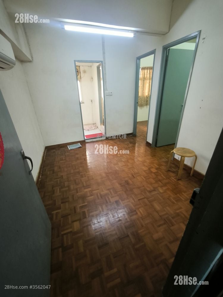 Shung Ling Building Rental 2 Bedrooms , 1 Bathroom 265 ft² ( 24.6 m² )