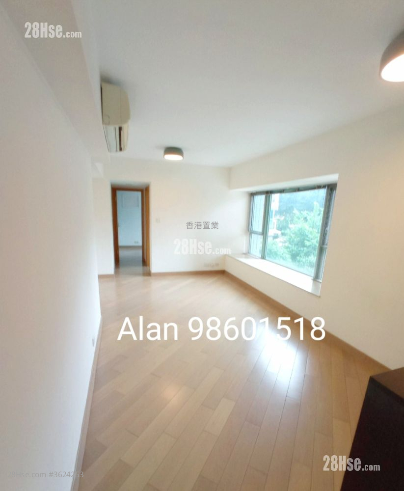 Park Island Sell 2 Bedrooms , 1 Bathroom 499 ft² ( 46.4 m² ) Park Island Sell 2 Bedrooms , 1 Bathroom 499 ft² ( 46.4 m² )