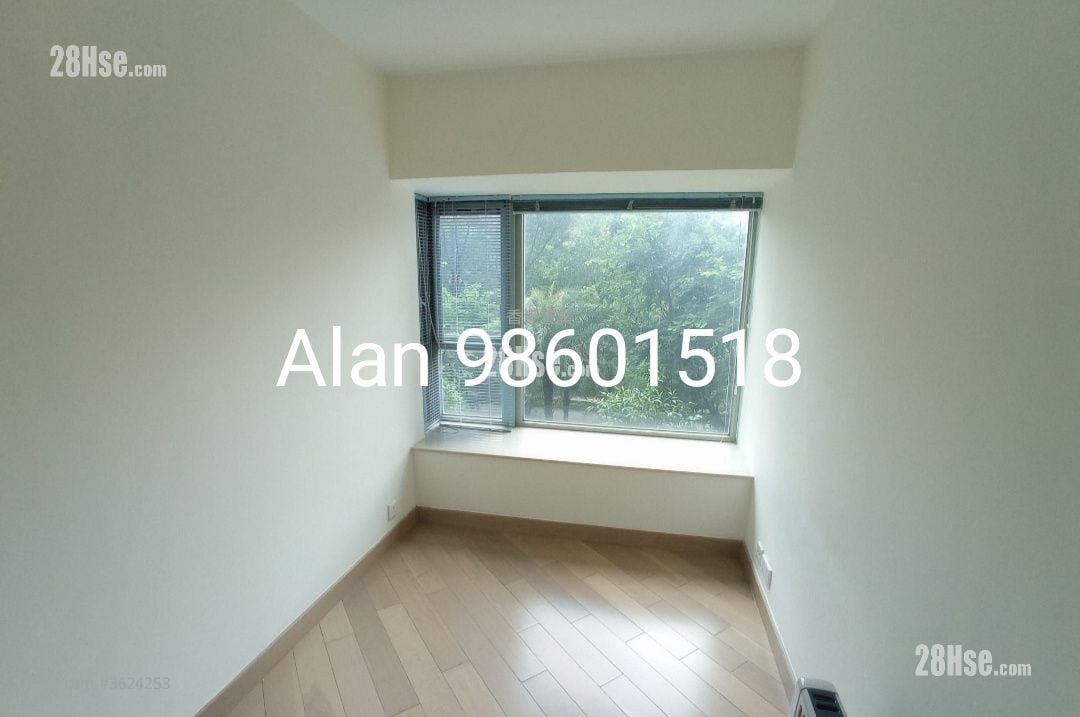 Park Island Sell 2 Bedrooms , 1 Bathroom 499 ft² ( 46.4 m² ) Park Island Sell 2 Bedrooms , 1 Bathroom 499 ft² ( 46.4 m² )