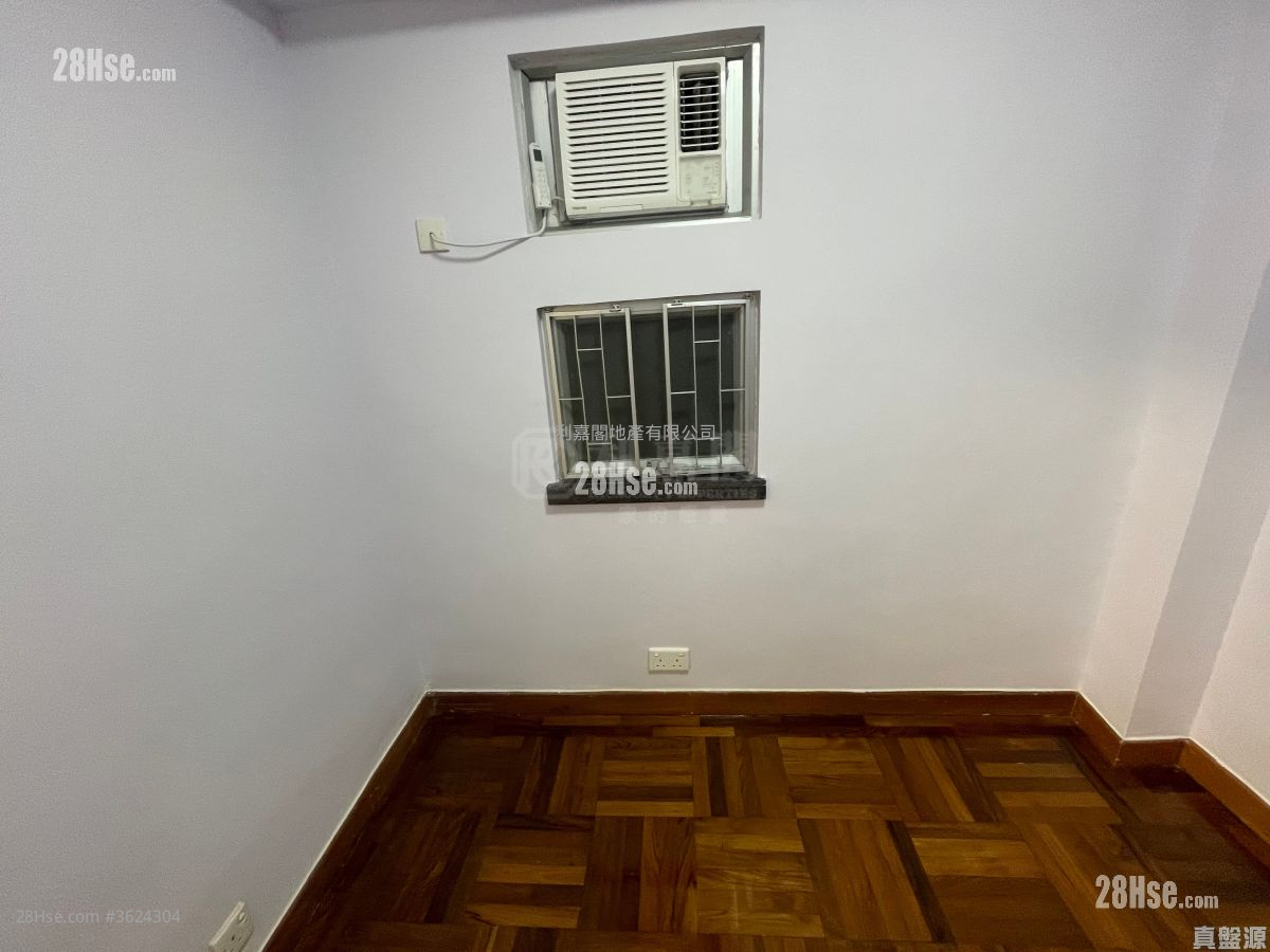 新港城 售盘 2 房 337 平方尺 ( 31.3 平方米 ) 新港城 售盘 2 房 337 平方尺 ( 31.3 平方米 )