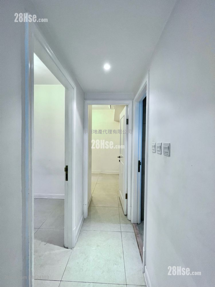 Banyan Garden Sell 2 Bedrooms 511 ft² ( 47.5 m² ) Banyan Garden Sell 2 Bedrooms 511 ft² ( 47.5 m² )