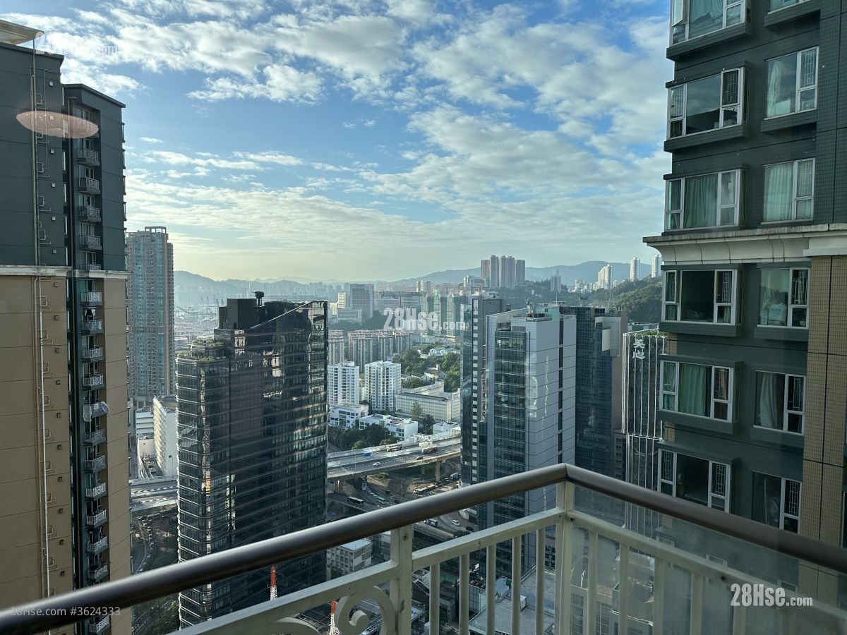 Banyan Garden Sell 3 Bedrooms 736 ft² ( 68.4 m² ) Banyan Garden Sell 3 Bedrooms 736 ft² ( 68.4 m² )