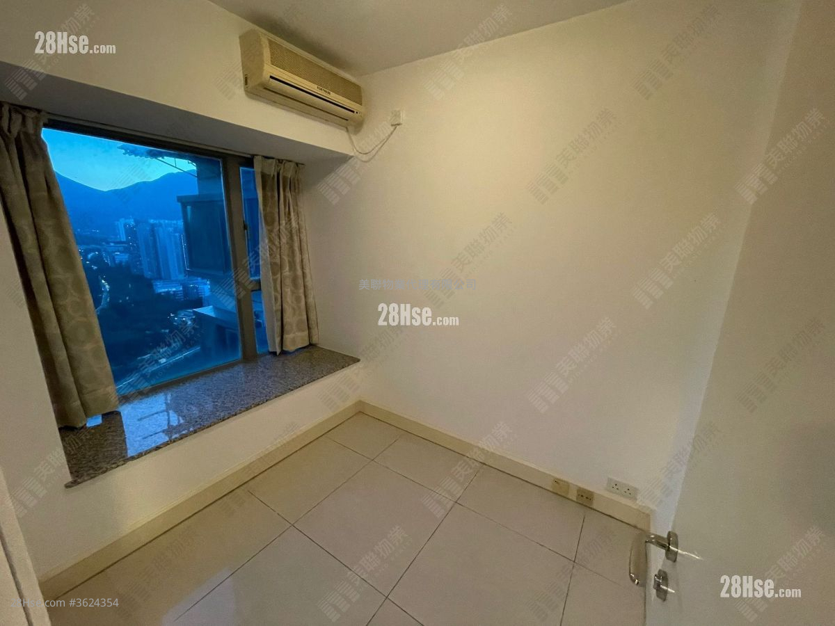 映湾园 租盘 647 平方尺 ( 60.1 平方米 ) 映湾园 租盘 647 平方尺 ( 60.1 平方米 )