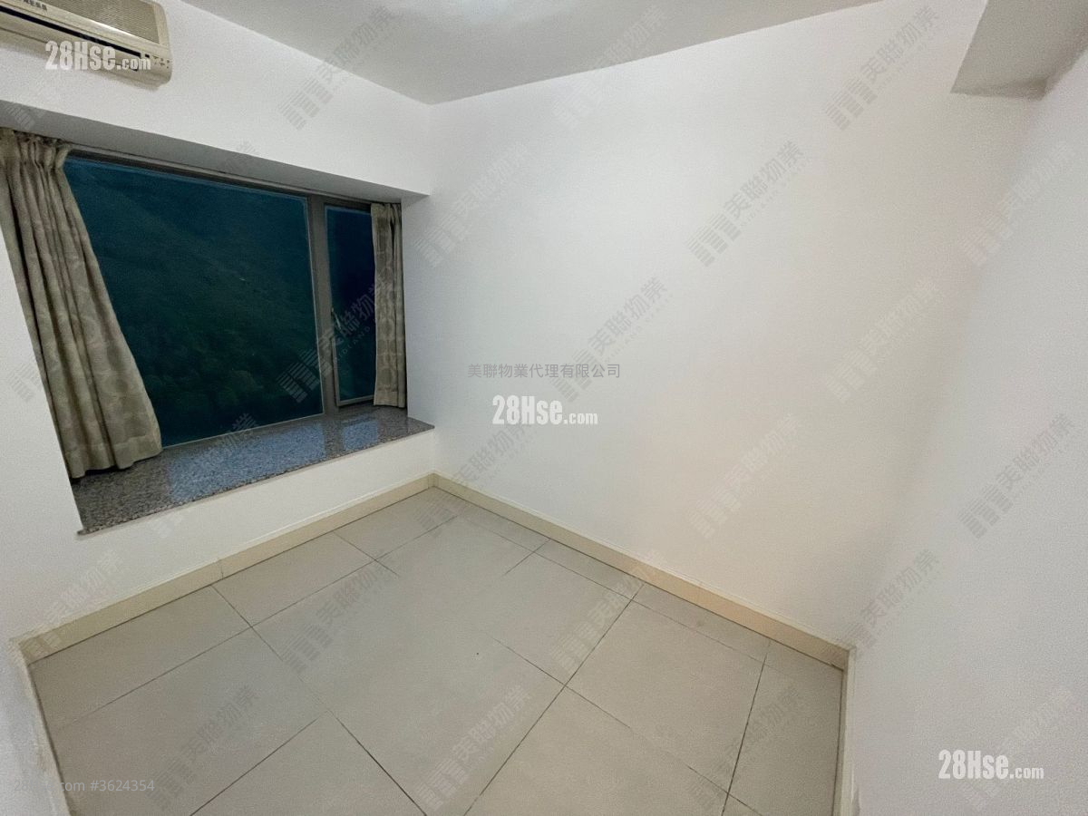 映湾园 租盘 647 平方尺 ( 60.1 平方米 ) 映湾园 租盘 647 平方尺 ( 60.1 平方米 )