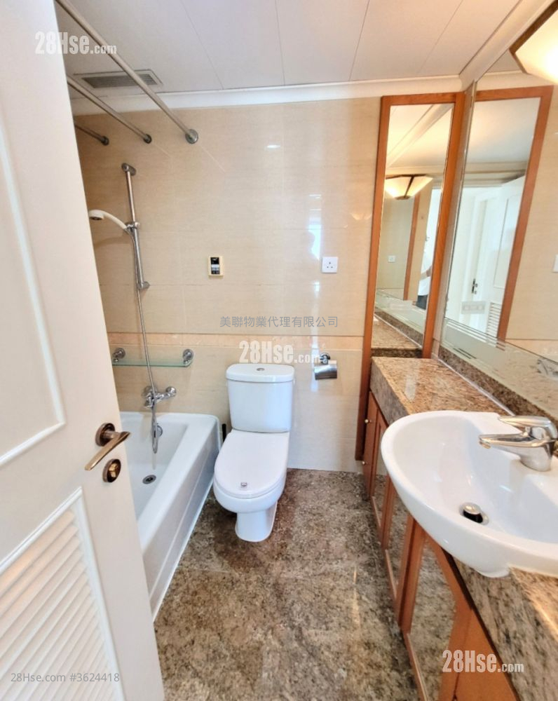 Banyan Garden Sell 3 Bedrooms , 2 Bathrooms 736 ft² ( 68.4 m² ) Banyan Garden Sell 3 Bedrooms , 2 Bathrooms 736 ft² ( 68.4 m² )