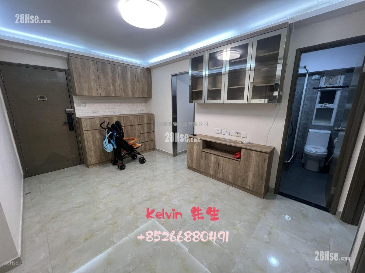 Grammy Centre Rental 2 Bedrooms , 1 Bathroom 364 ft² ( 33.8 m² )