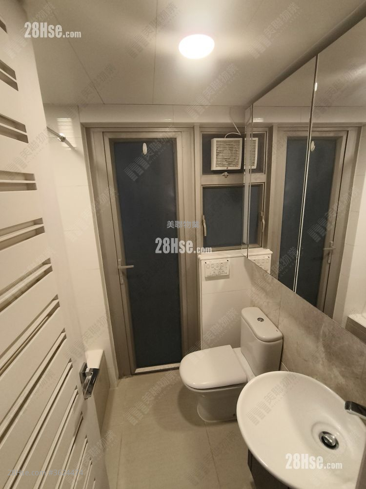 环宇海湾 售盘 2 房 485 平方尺 ( 45.1 平方米 ) 环宇海湾 售盘 2 房 485 平方尺 ( 45.1 平方米 )