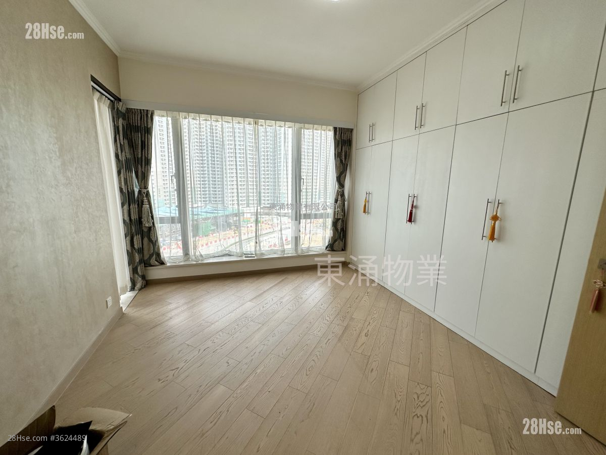 升荟 售盘 4 房 , 4 浴室 1,377 平方尺 ( 127.9 平方米 ) 升荟 售盘 4 房 , 4 浴室 1,377 平方尺 ( 127.9 平方米 )