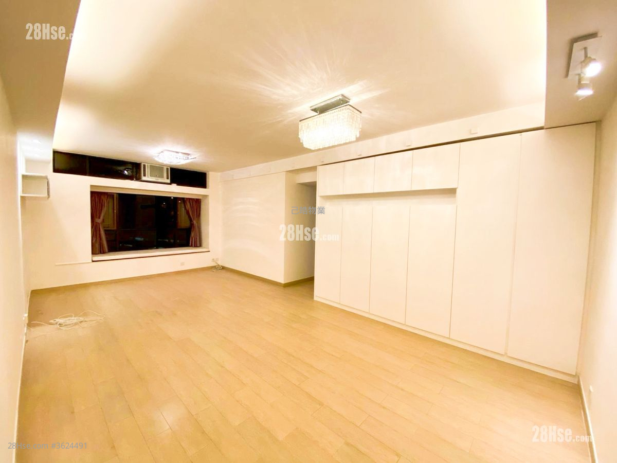 殷桦花园 售盘 3 房 , 2 浴室 793 平方尺 ( 73.7 平方米 )