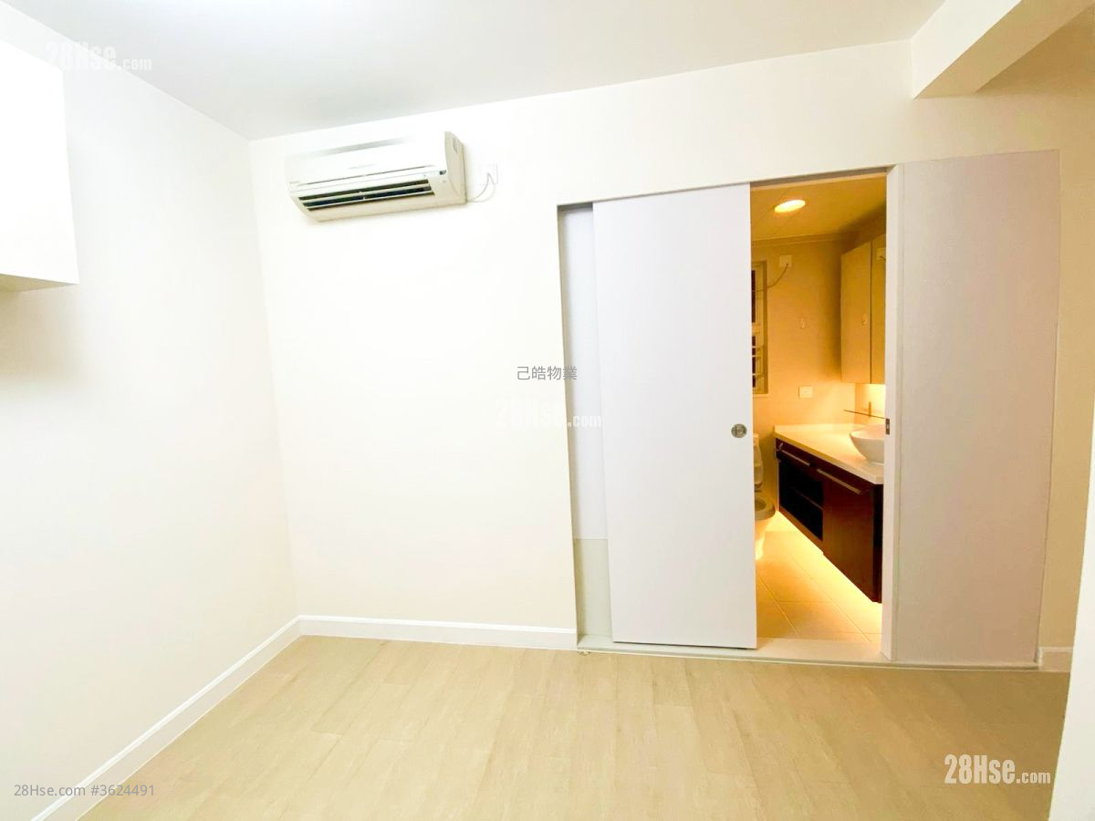 殷桦花园 售盘 3 房 , 2 浴室 793 平方尺 ( 73.7 平方米 ) 殷桦花园 售盘 3 房 , 2 浴室 793 平方尺 ( 73.7 平方米 )