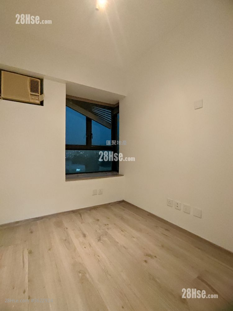 窝打老道8号 售盘 2 房 , 1 浴室 441 平方尺 ( 41.0 平方米 ) 窝打老道8号 售盘 2 房 , 1 浴室 441 平方尺 ( 41.0 平方米 )