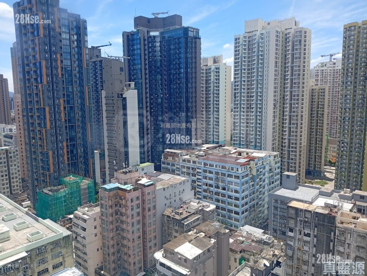 顺宁苑 售盘 2 房 , 1 浴室 340 平方尺 ( 31.6 平方米 ) 顺宁苑 售盘 2 房 , 1 浴室 340 平方尺 ( 31.6 平方米 )