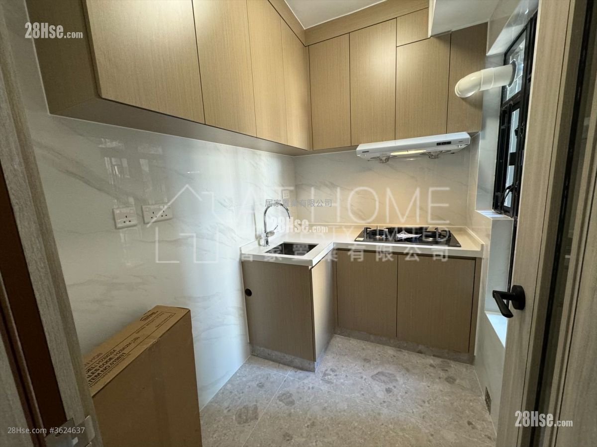 百年大楼 租盘 2 房 , 1 浴室 416 平方尺 ( 38.6 平方米 ) 百年大楼 租盘 2 房 , 1 浴室 416 平方尺 ( 38.6 平方米 )