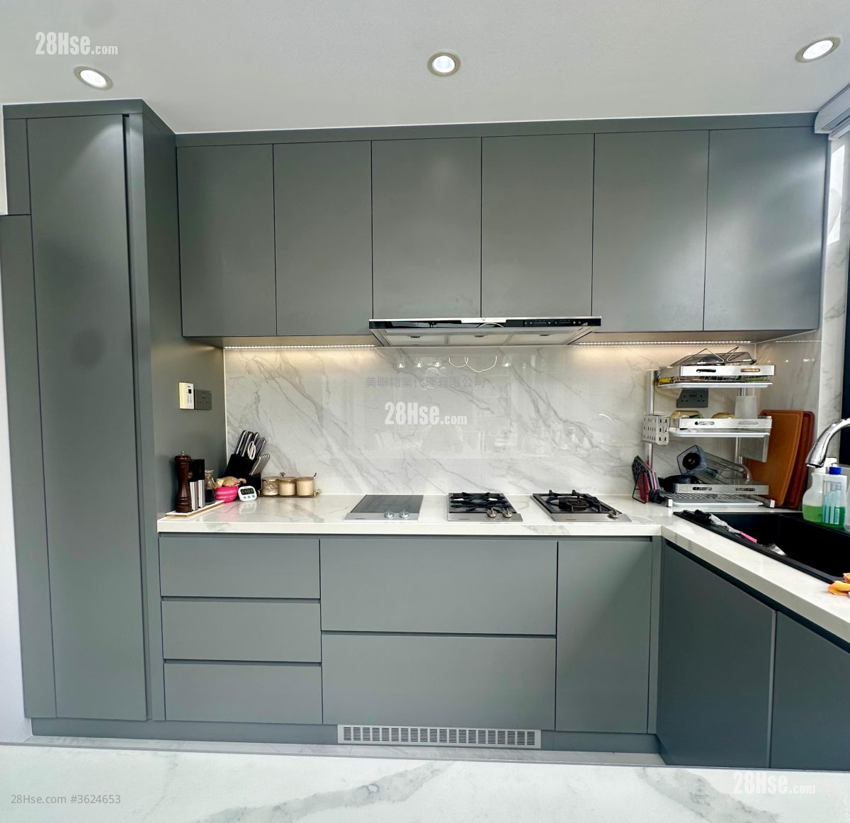 锦绣花园 售盘 3 房 1,035 平方尺 ( 96.2 平方米 ) 锦绣花园 售盘 3 房 1,035 平方尺 ( 96.2 平方米 )