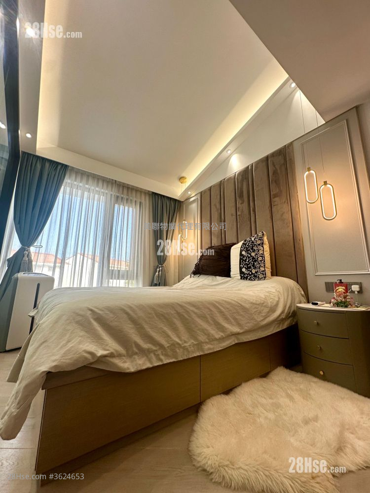 锦绣花园 售盘 3 房 1,035 平方尺 ( 96.2 平方米 ) 锦绣花园 售盘 3 房 1,035 平方尺 ( 96.2 平方米 )