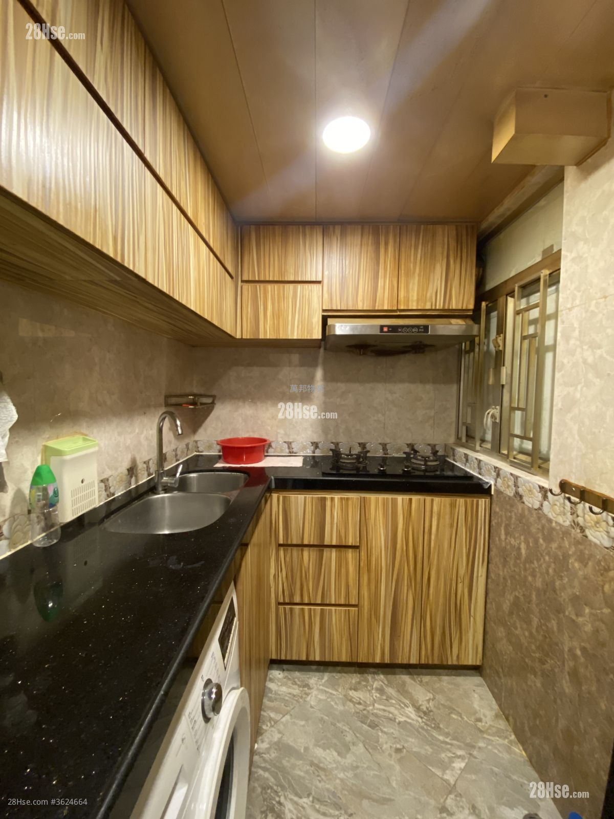 宏福苑 售盘 431 平方尺 ( 40.0 平方米 ) 宏福苑 售盘 431 平方尺 ( 40.0 平方米 )