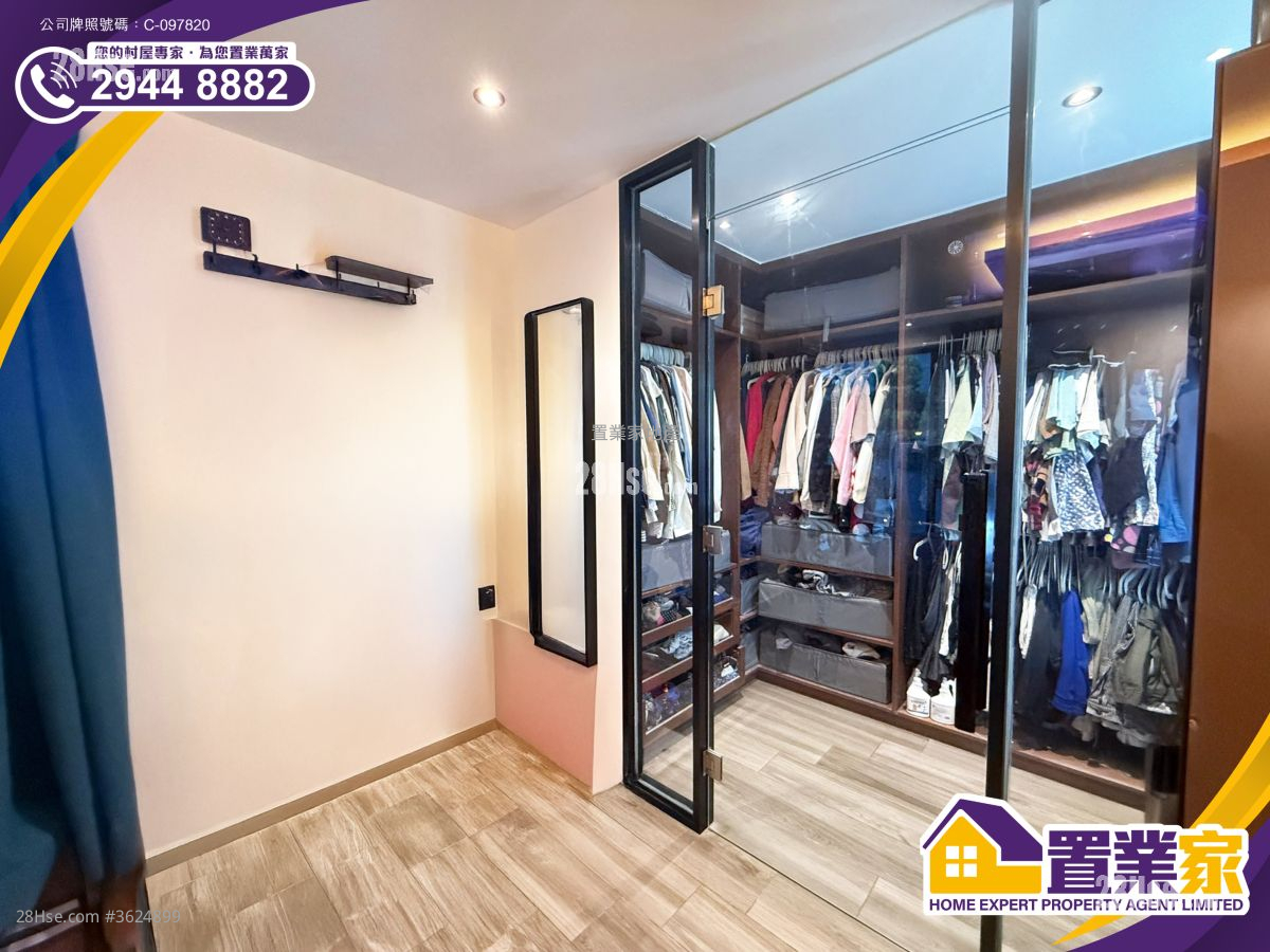 村屋 售盘 3 房 , 1 浴室 1,550 平方尺 ( 144.0 平方米 ) 村屋 售盘 3 房 , 1 浴室 1,550 平方尺 ( 144.0 平方米 )