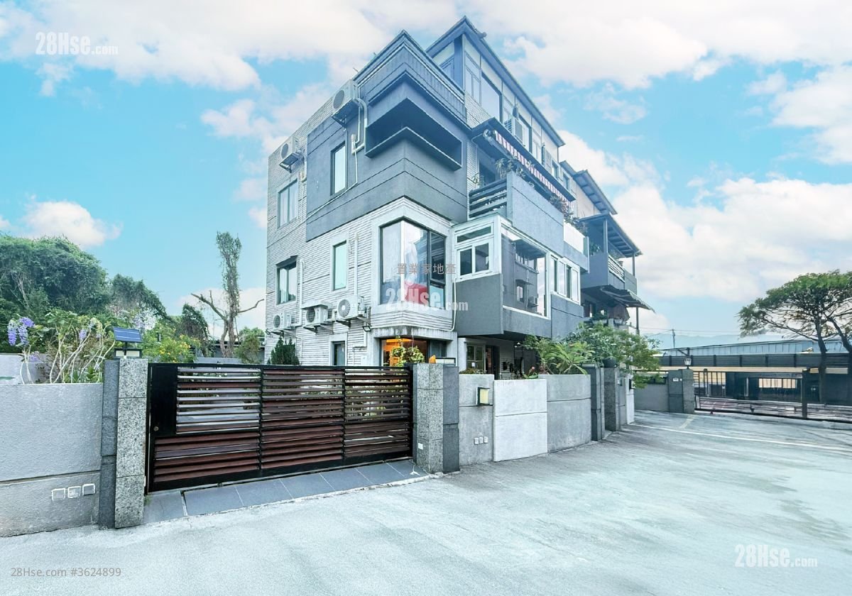 村屋 售盘 3 房 , 1 浴室 1,550 平方尺 ( 144.0 平方米 )