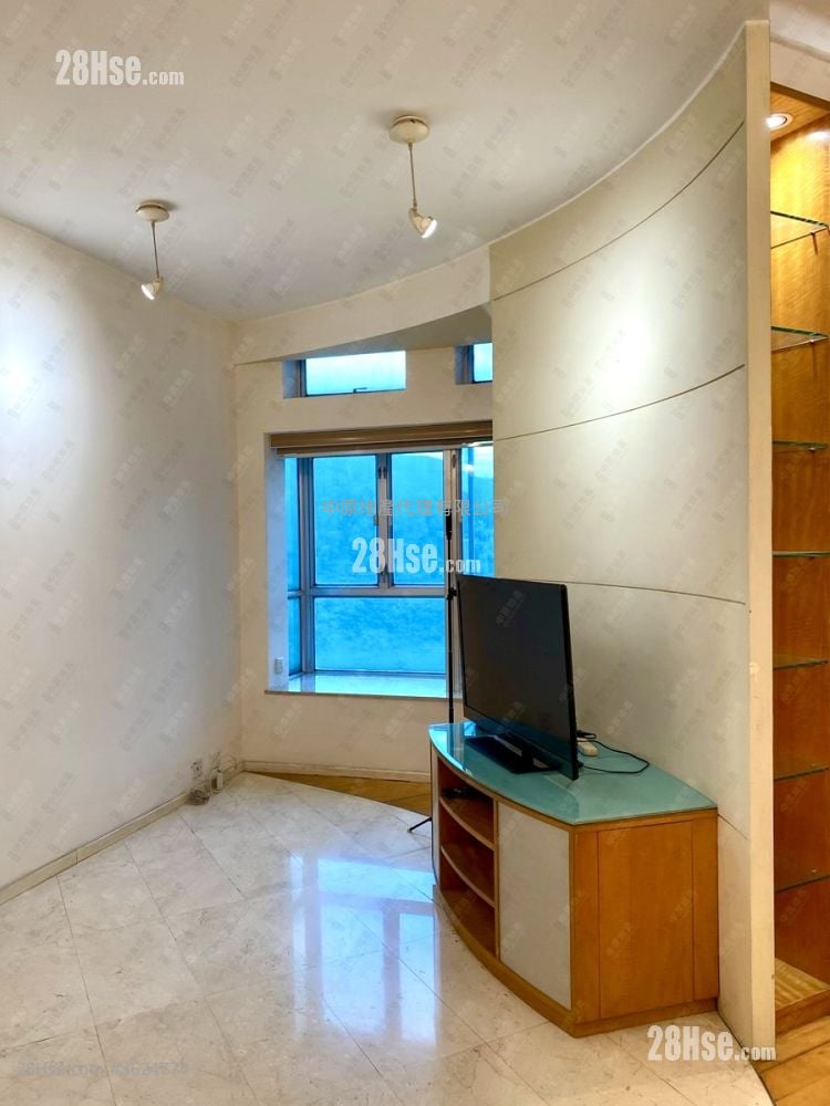 愉景新城 售盘 2 房 485 平方尺 ( 45.1 平方米 )