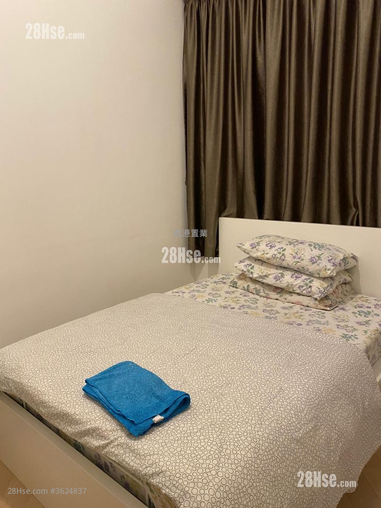 Century Link Sell 2 Bedrooms 452 ft² ( 42.0 m² ) Century Link Sell 2 Bedrooms 452 ft² ( 42.0 m² )