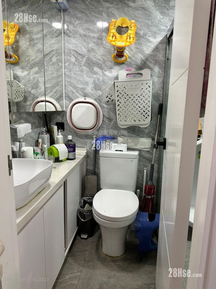 Hoi Lok Court Sell 1 Bedroom , 1 Bathroom 401 ft² ( 37.3 m² ) Hoi Lok Court Sell 1 Bedroom , 1 Bathroom 401 ft² ( 37.3 m² )