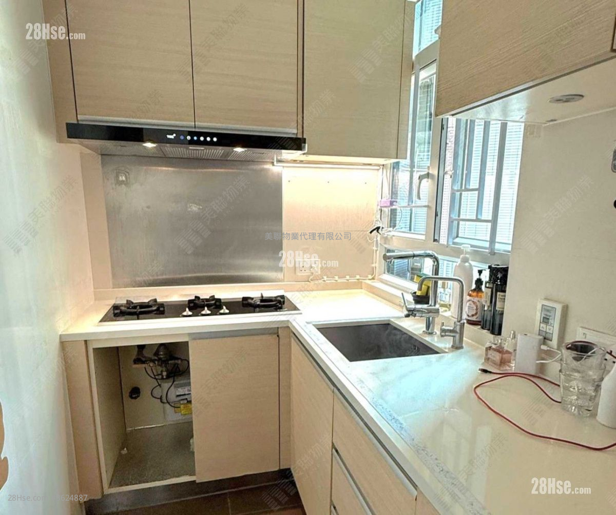 现崇山 售盘 2 房 570 平方尺 ( 53.0 平方米 ) 现崇山 售盘 2 房 570 平方尺 ( 53.0 平方米 )