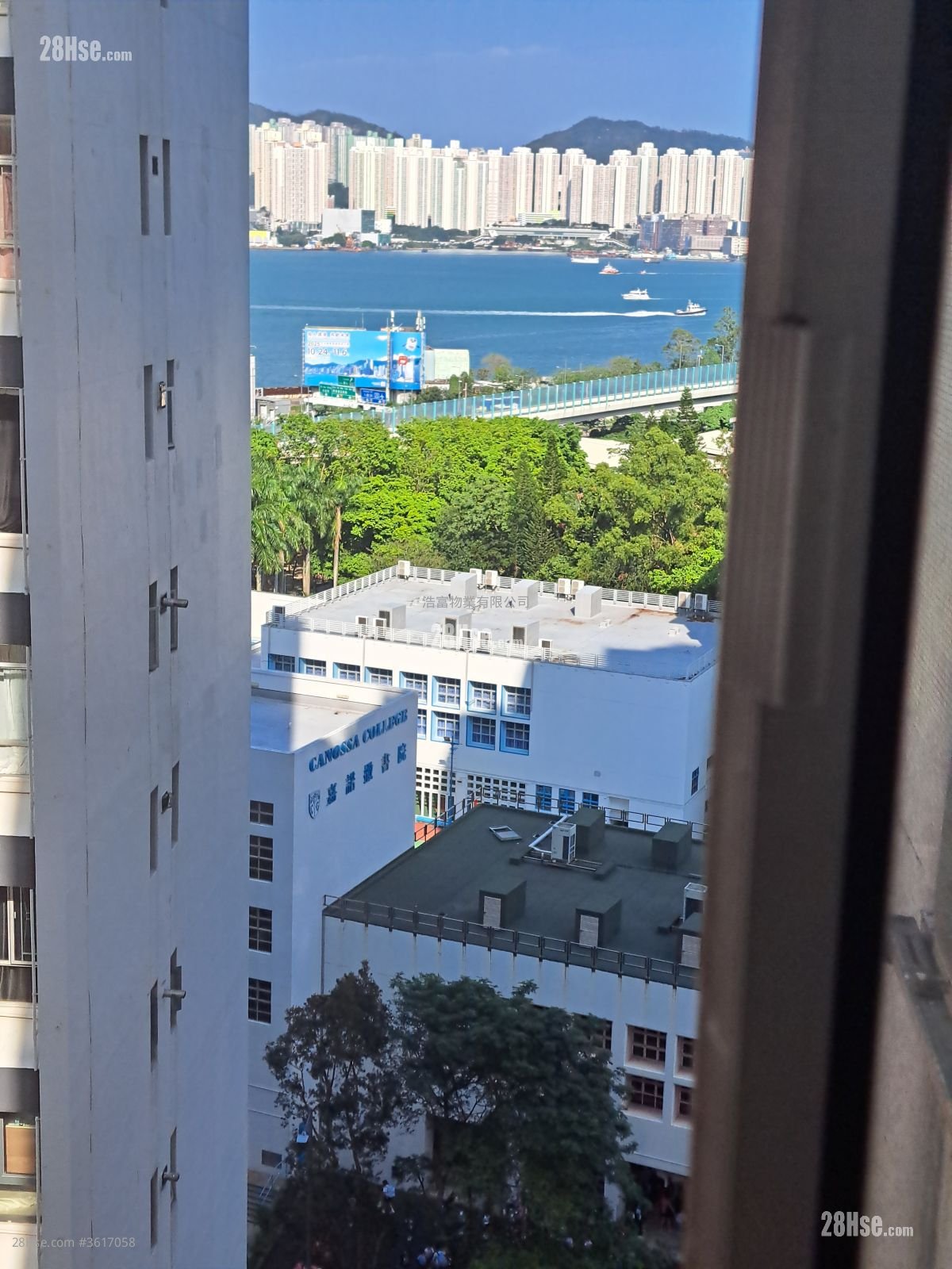 Tak Fat Building Rental 1 Bedroom , 1 Bathroom 265 ft² ( 24.6 m² )