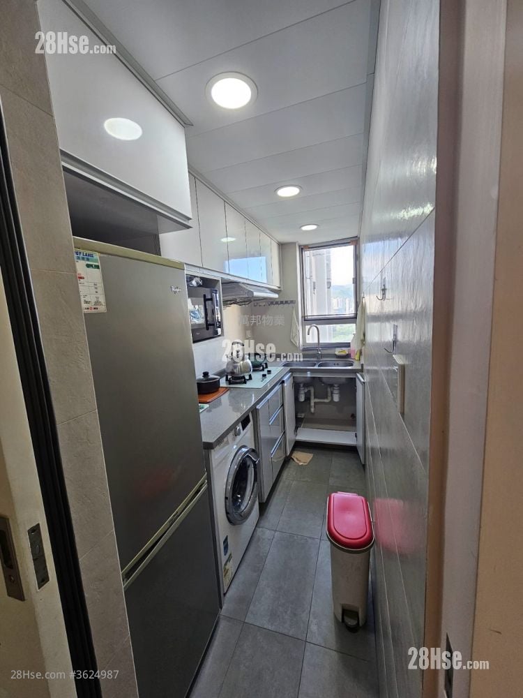 Elegance Garden Sell 2 Bedrooms , 1 Bathroom 431 ft² ( 40.0 m² )