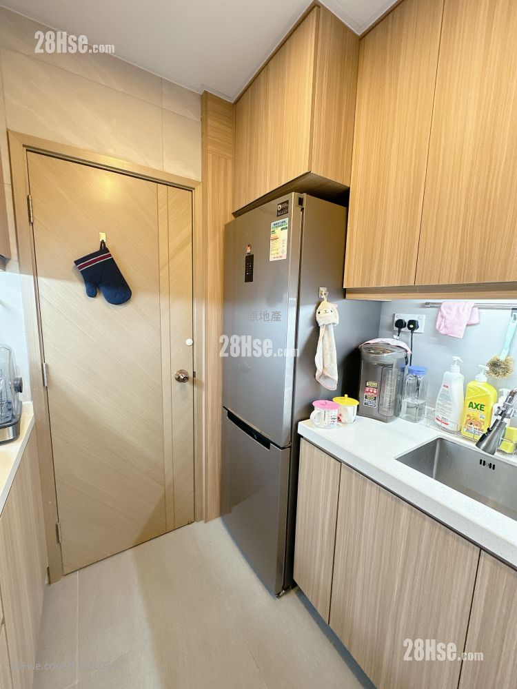 金辉花园 售盘 3 房 502 平方尺 ( 46.6 平方米 ) 金辉花园 售盘 3 房 502 平方尺 ( 46.6 平方米 )