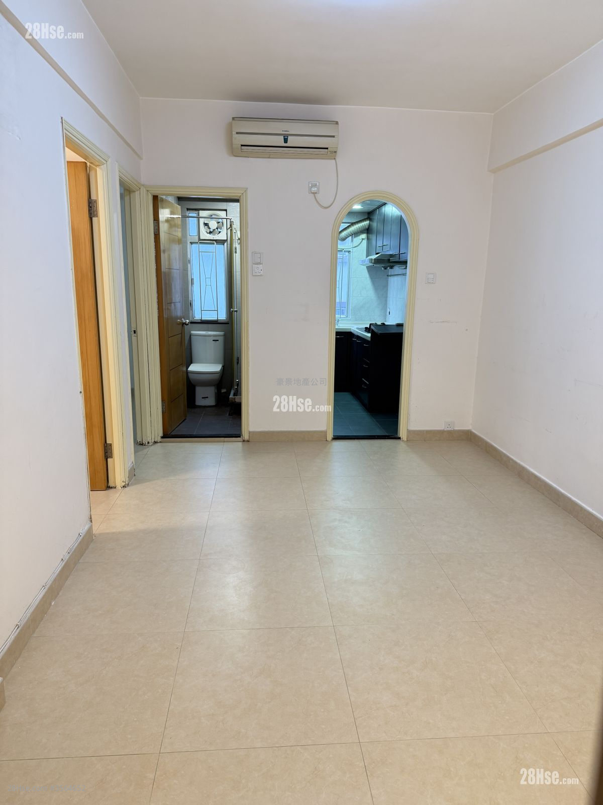 真光大厦 售盘 2 房 , 1 浴室 381 平方尺 ( 35.4 平方米 )