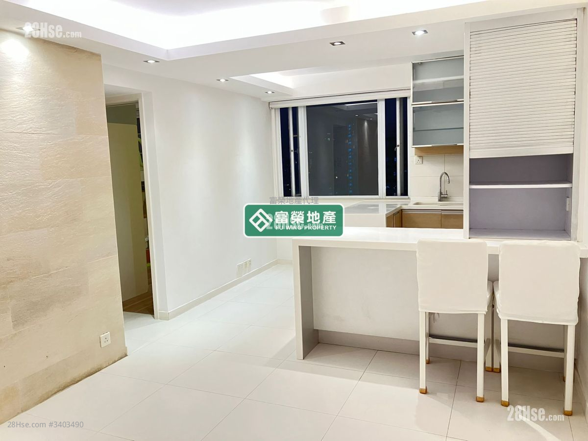 怡景大厦 售盘 2 房 , 1 浴室 465 平方尺 ( 43.2 平方米 )