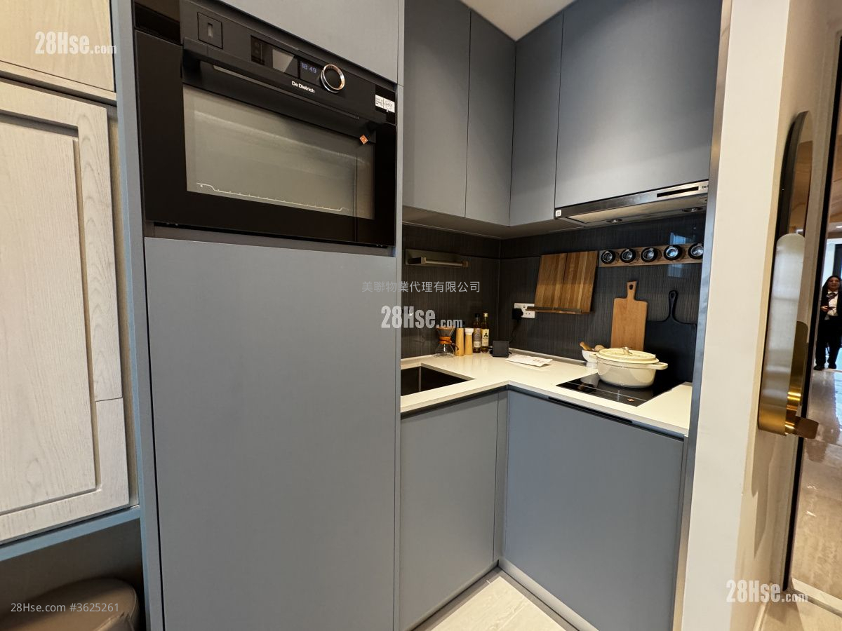 Coasto Rental Studio , 1 Bathroom 287 ft² ( 26.7 m² ) Coasto Rental Studio , 1 Bathroom 287 ft² ( 26.7 m² )