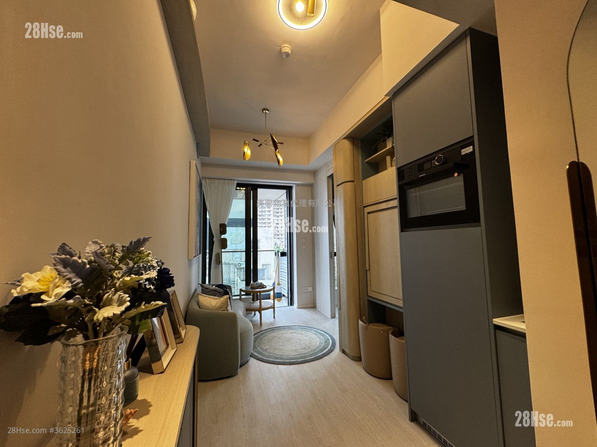 Coasto Rental Studio , 1 Bathroom 287 ft² ( 26.7 m² ) Coasto Rental Studio , 1 Bathroom 287 ft² ( 26.7 m² )