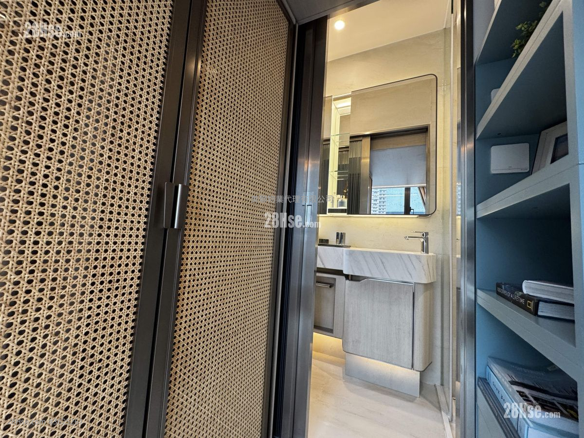 Coasto Rental Studio , 1 Bathroom 287 ft² ( 26.7 m² ) Coasto Rental Studio , 1 Bathroom 287 ft² ( 26.7 m² )