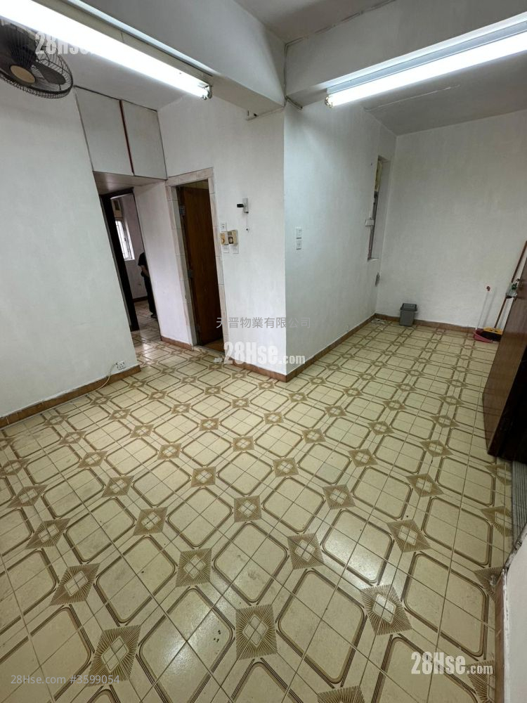 福年新楼 售盘 2 房 , 1 浴室 413 平方尺 ( 38.4 平方米 )