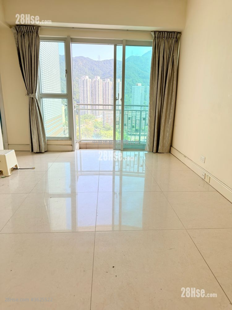 Festival City Sell 3 Bedrooms , 2 Bathrooms 752 ft² ( 69.9 m² )