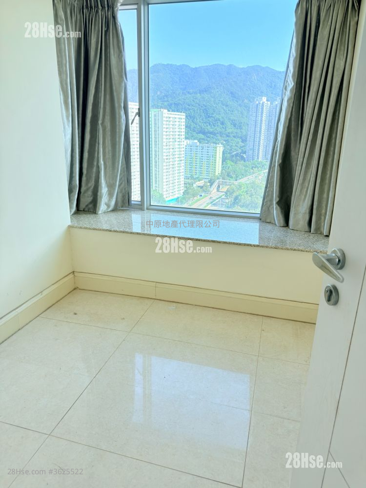 Festival City Sell 3 Bedrooms , 2 Bathrooms 752 ft² ( 69.9 m² ) Festival City Sell 3 Bedrooms , 2 Bathrooms 752 ft² ( 69.9 m² )