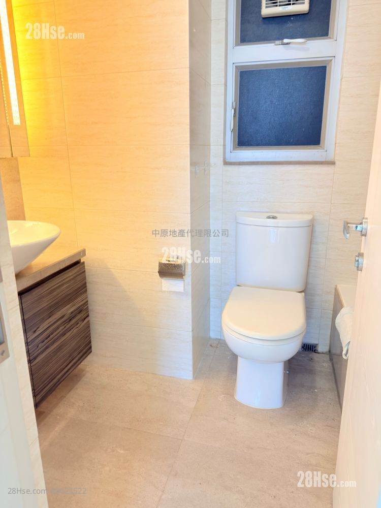 Festival City Sell 3 Bedrooms , 2 Bathrooms 752 ft² ( 69.9 m² ) Festival City Sell 3 Bedrooms , 2 Bathrooms 752 ft² ( 69.9 m² )