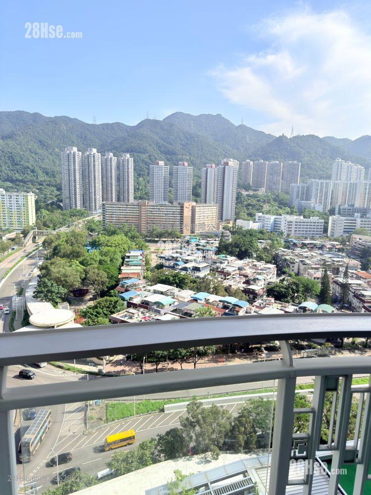 Festival City Sell 3 Bedrooms , 2 Bathrooms 752 ft² ( 69.9 m² ) Festival City Sell 3 Bedrooms , 2 Bathrooms 752 ft² ( 69.9 m² )